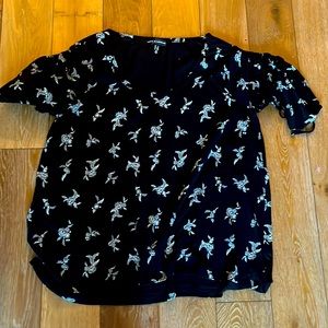 Love and legend 2 x black cotton shirt with ties on sleeves